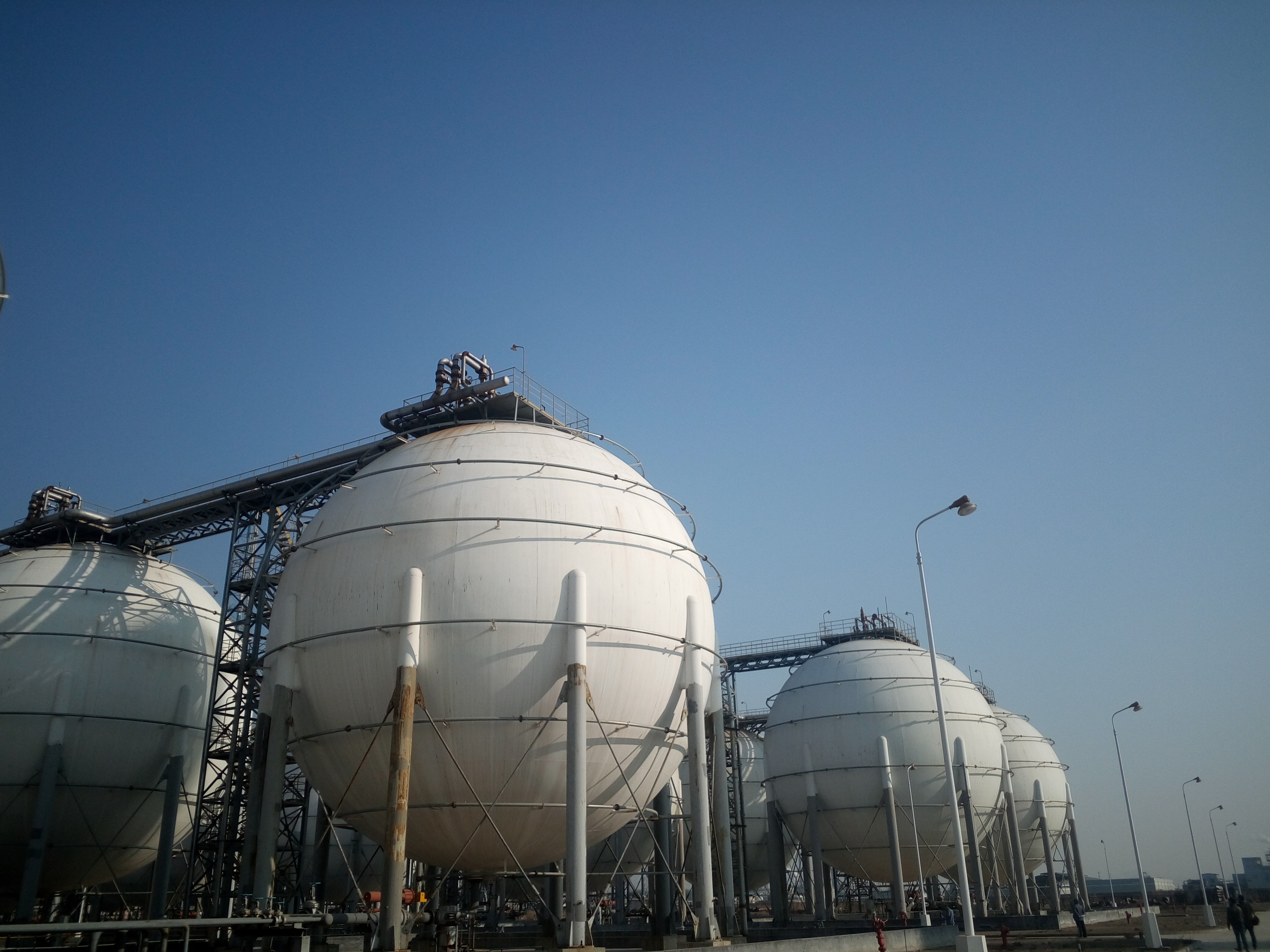 大型儲(chǔ)罐的高質(zhì)量液位測(cè)量解決方案